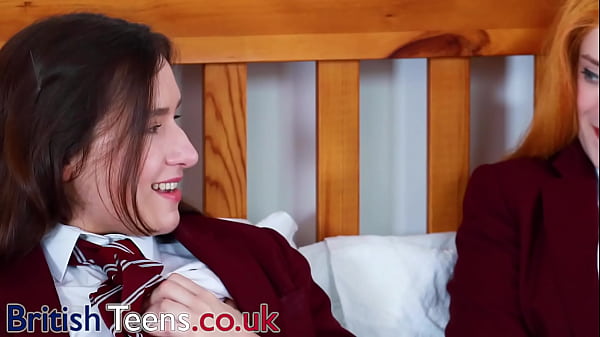 Pretty bi_sexual Teen Girl