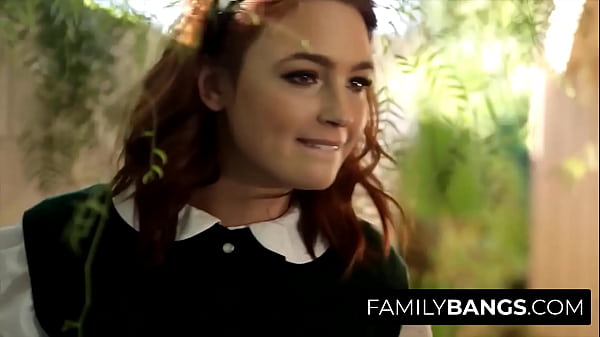 FamilyBangs.com ⭐ Adolescente de mala escuela golpeado por su hermanastro pervertido después de ser expulsado de la escuela, Jodi Taylor, Mr. Pete