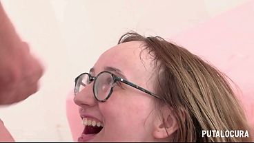 PutaLocura - La rubia Friki EmeJota follada y azotada en el culo
