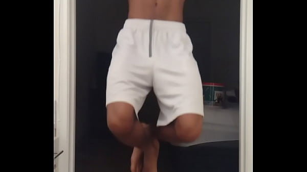 Superbe séance d'entraînement pour adolescente