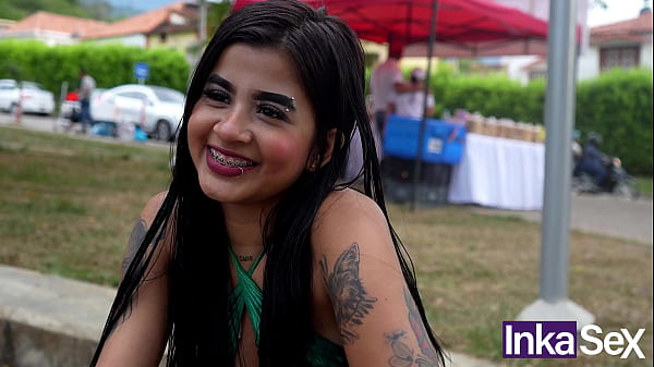 Adolescente colombiana Inkapillada é levada a um apartamento por dois estranhos