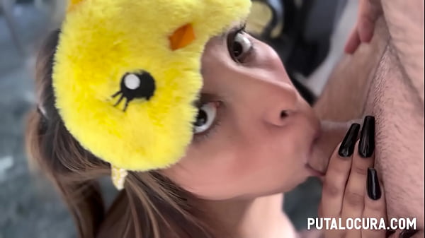 PutaLocura – Peruana Michi traga lefa de Torbe mit Cosplay von Piolina