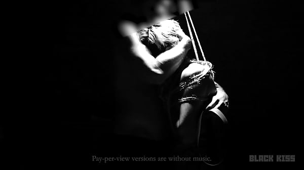 Sessione di vera dominazione in una grotta