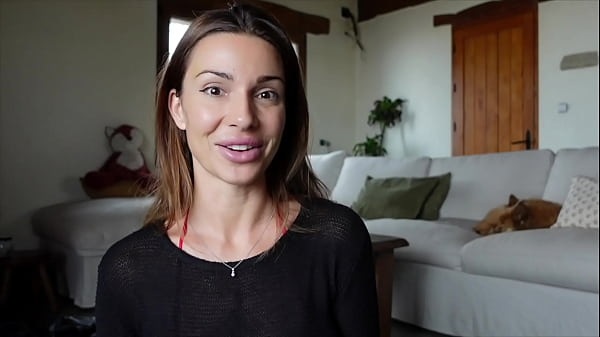 TUTORIAL de instrucción para comer semen (CEI) CON ROXY FOX