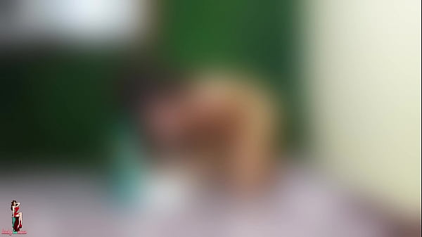 KOTZEN! Es bleibt zu lange in meinem Hals und ich muss mich übergeben...