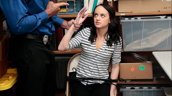 Mall Officer Handles the Shoplifter Teen'_s Case Locally - Fuckthief