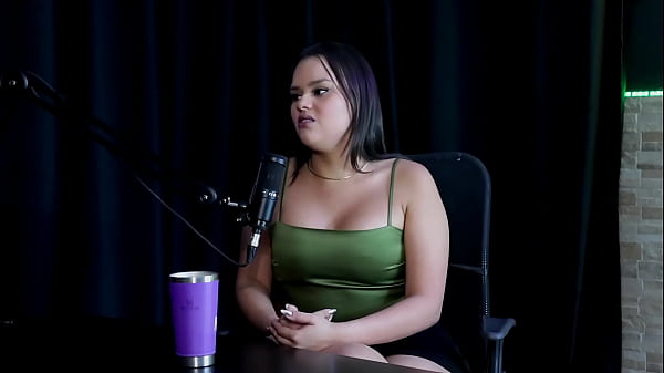 Anh ấy muốn thử làm điều đó với một người chuyển giới, anh ấy nói về các đoạn ghi âm và kích thước cặc của mình, và anh ấy đã phẫu thuật vì cho rằng mình không đáp ứng được các tiêu chuẩn của xã hội - Maria Bittencourt (SHEER/RED)