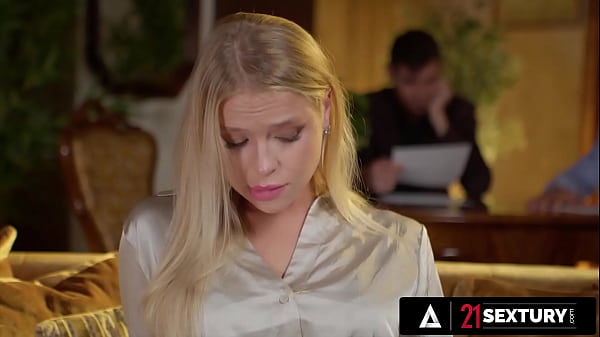 21 SEXTURY - Gorgeous Alexa Flexy Gets Her Pretty Butt Fucked By Her Bosses