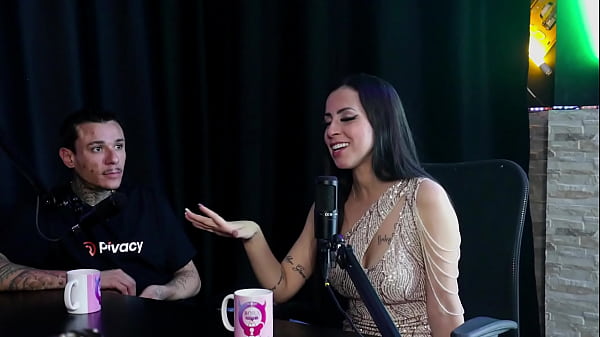 Começou no pornô, fez uma collab depois de vender punhetas, a família era difícil, mas seu pai e sua mãe... - Teh Angel &amp_ Ktal (SHEER/RED)