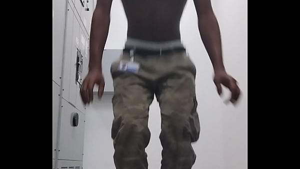 Làm việc tại nơi làm việc 1