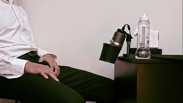 "Female ASMR" [Moaning] THE FIRST MOAN〈PODCAST Dark Liquid Moaning〉