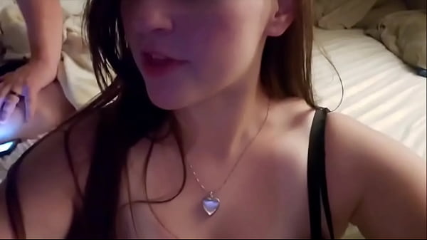 Cornuto, verità o obbligo, finisco per scopare il mio collega davanti al mio ragazzo