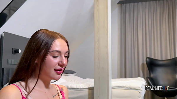 RLP 57: Emma Evans – Pisse trinken.