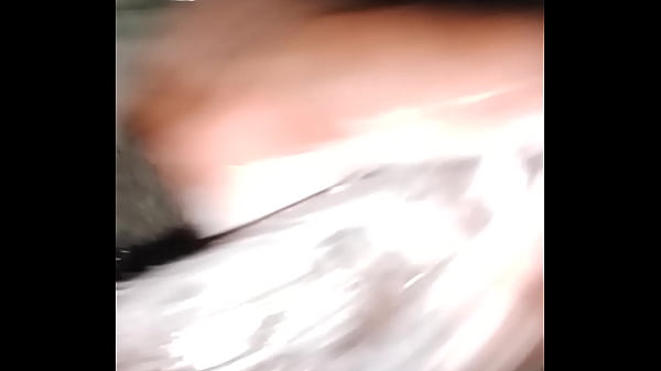 BEAT, JURK E CUMSHOT