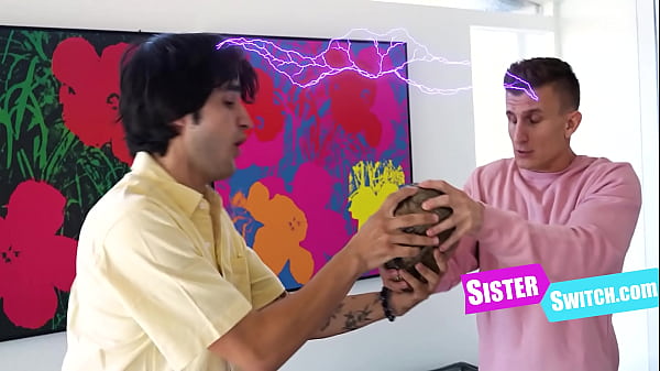 Bruhs Swap Bodies And StepSisters (Angel Gostosa, Lily Lou)