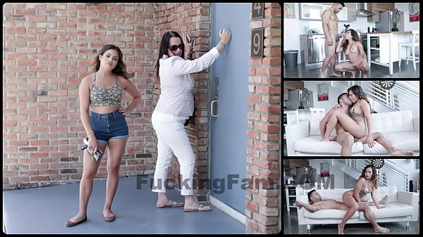 Sexy exotischer Teenie zeigt sich