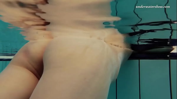 Pura erotismo subacqueo con Markova