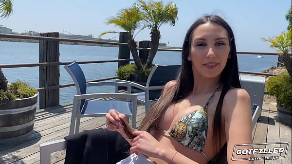 Pose adolescenti selvagge e calde - pompino