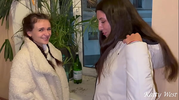 Orgy Teen enjoys herself - playful