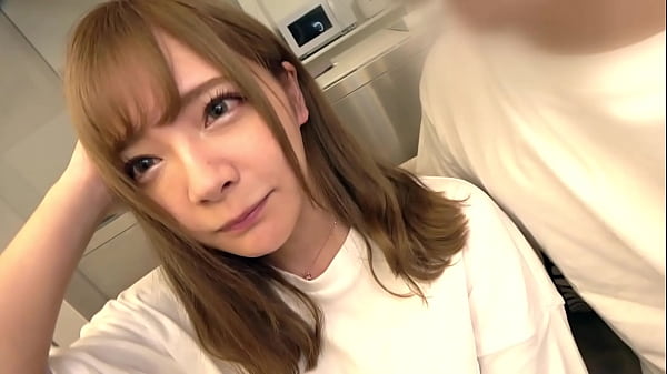 Thiếu niên thổi kèn có vui vẻ Video