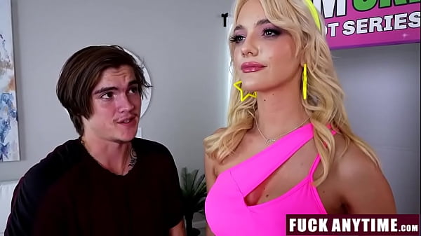 Lovely Young Girl models