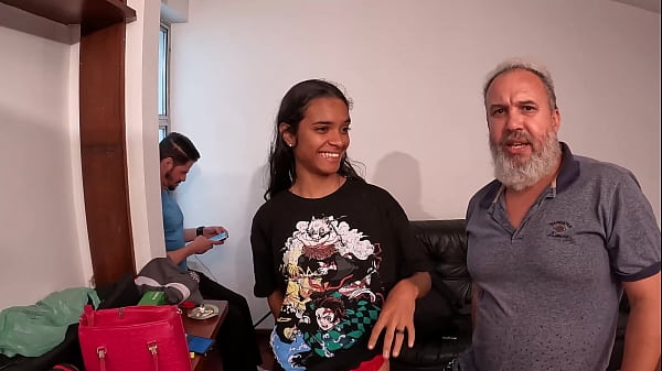 Beautiful Teen poses latina