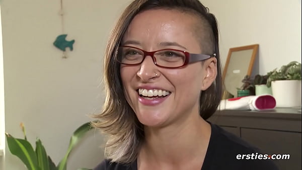 Teen gợi cảm khoe video