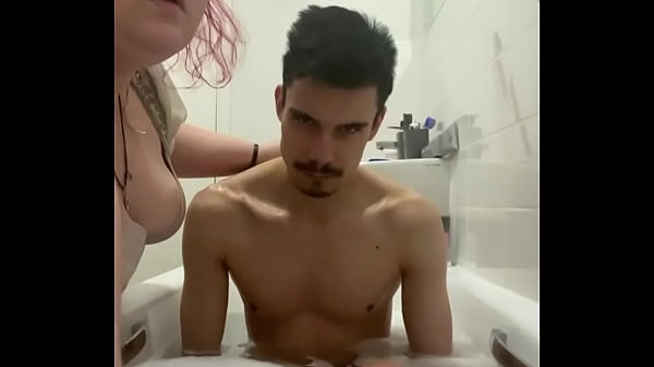 Sexy amateur Teen has fun