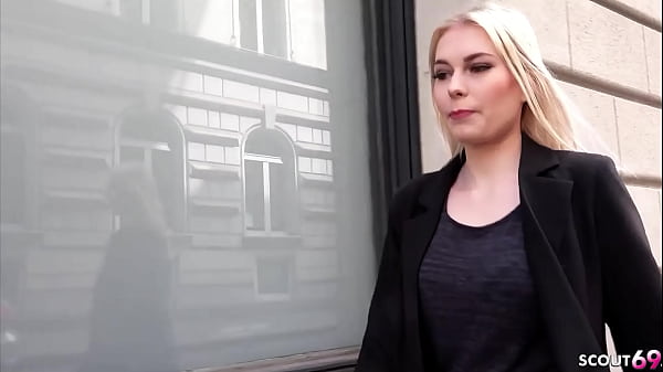 GERMAN SCOUT - FINNISCHES JUGENDLICHES MIMI CICA PICKUP UND GROßER FICK