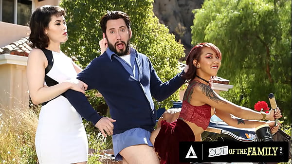 Sehen Sie sich ein wunderschönes Teenie-Teen-Video an