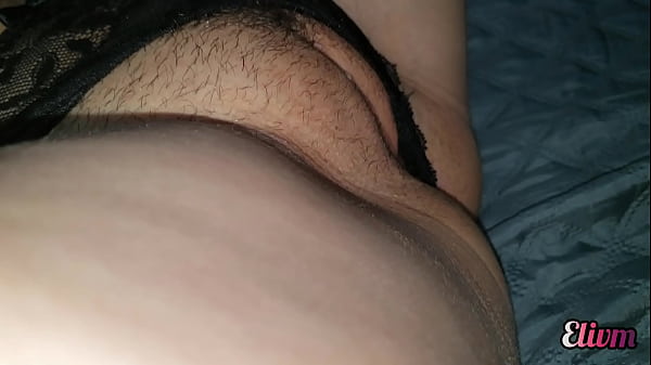 La mia sorellastra mi deve dei soldi e mi paga con la sua CO&Ntilde_O