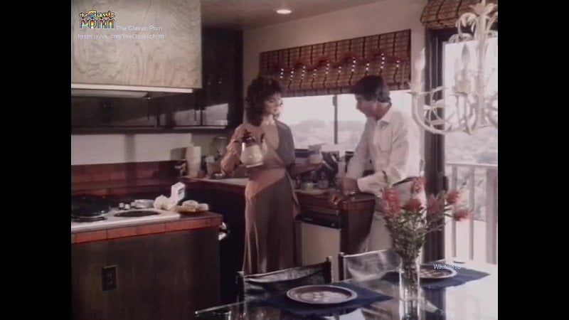 L'amour (1984) Kay Parker, Angel, Ginger Lynn [Retro, Klassik, Vintage, Parodie, Erotik, Porno, Sex, Lesben, MILF, Ana]