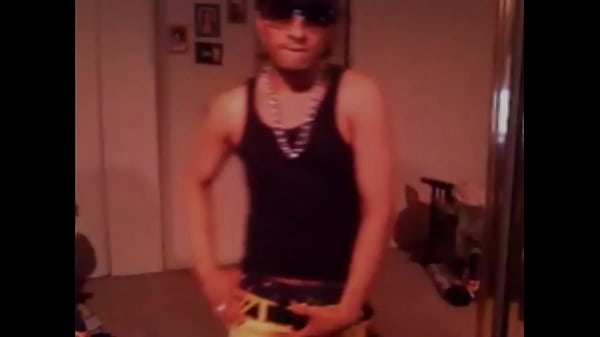 Cisco batendo punheta música vid QUENTE QUENTE QUENTE