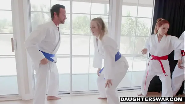 性别（艾米利亚阿甘）