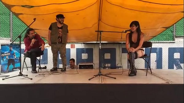 Interview de Star Kaat lors de la première foire culturelle du porno