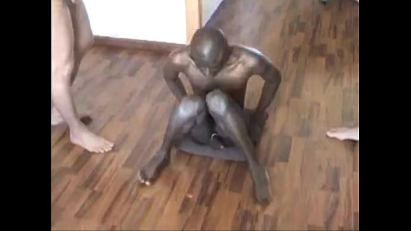 Die flämische Bianca Dark bei einem Gangbang (die belgische Bianca Dark bei einem niederländischen Gangbang)