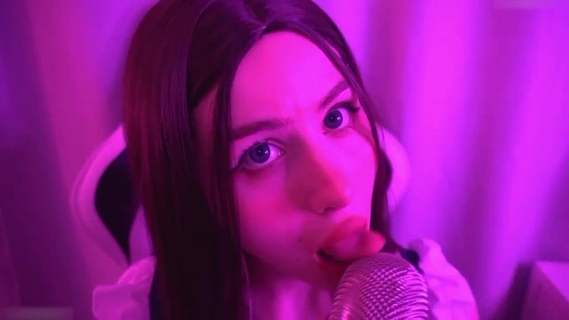Malina Asmr che lecca i suoni della bocca Blue Yeti Mic👅 Video | asmr onlyfans patreon vagina1na ahegao vagina